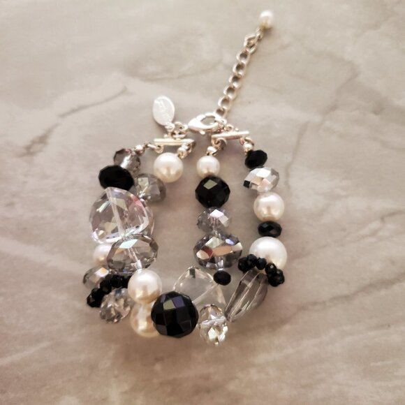 White House Black Market Jewelry - 💕 WHBM Beaded Beaded Double Strand Pearl Faceted Bracelet 💕